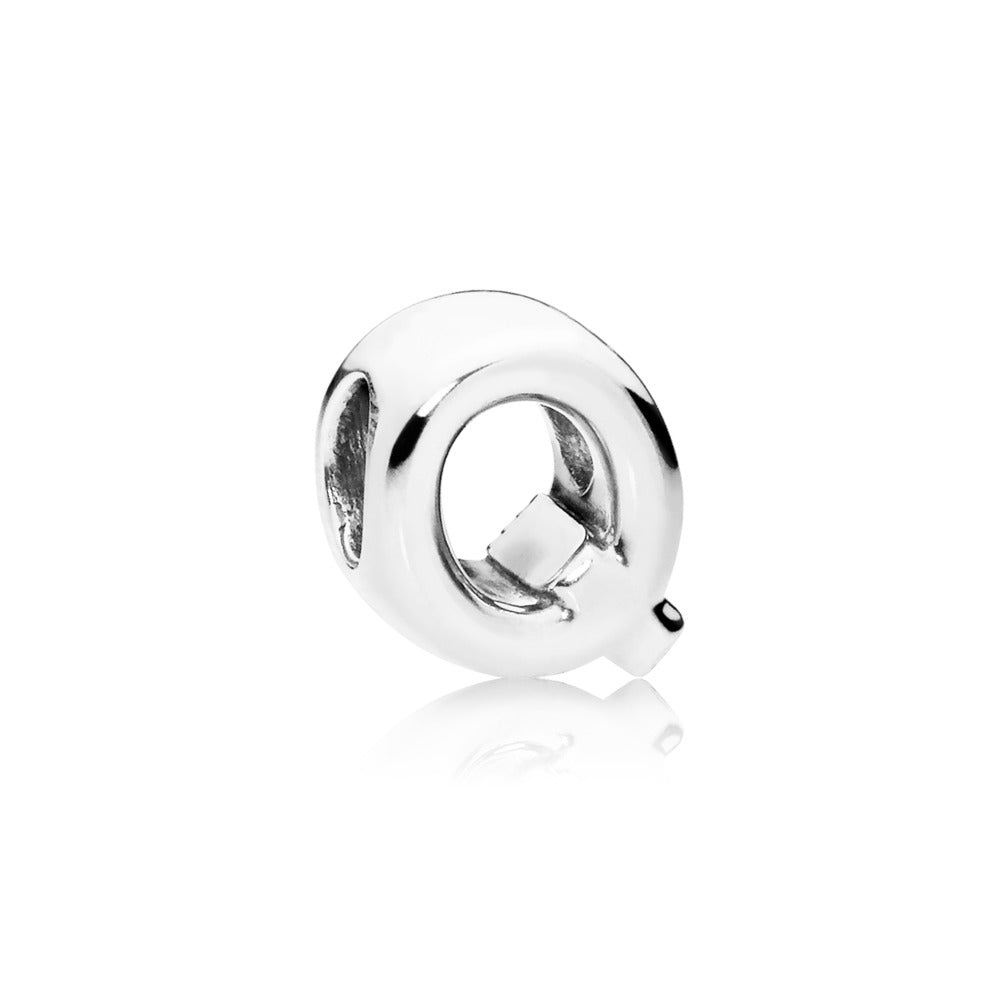 Pandora Letter Q charm in sterling silver with heart pattern 797471