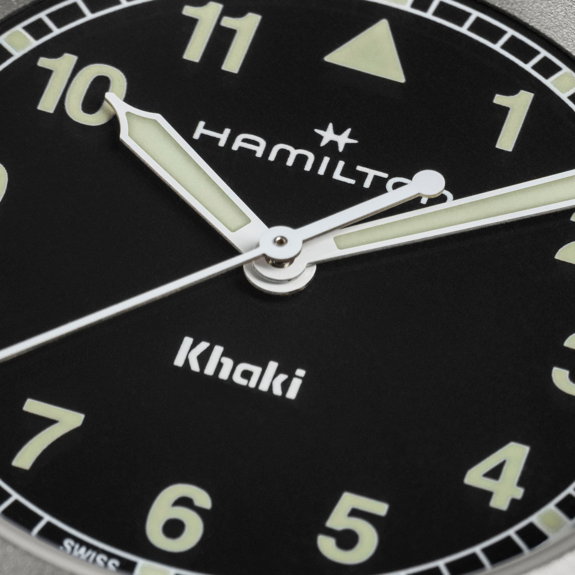 Khaki Field Quartz 33mm - H69301130